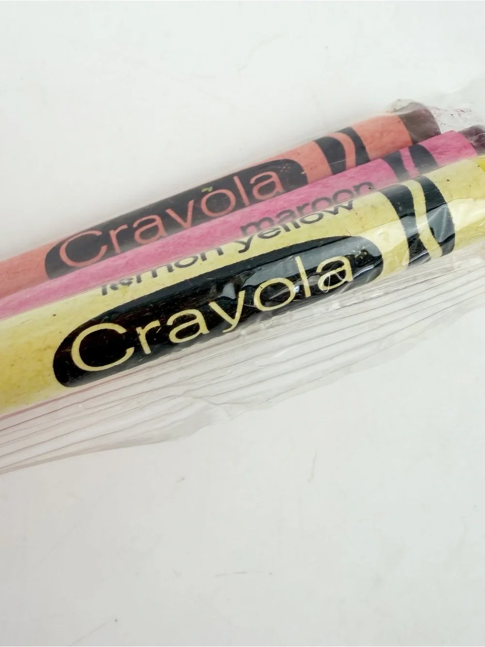 Vtg 90s Binney & Smith Crayola Crayon 3 Pack Raw Sienna Maroon Lemon Canada READ